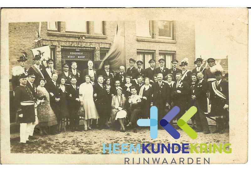 1930 Koning Bernard Jacob Stoll en Koningin Chr. G. Stoll Blij Coll.H.Seising F00002800